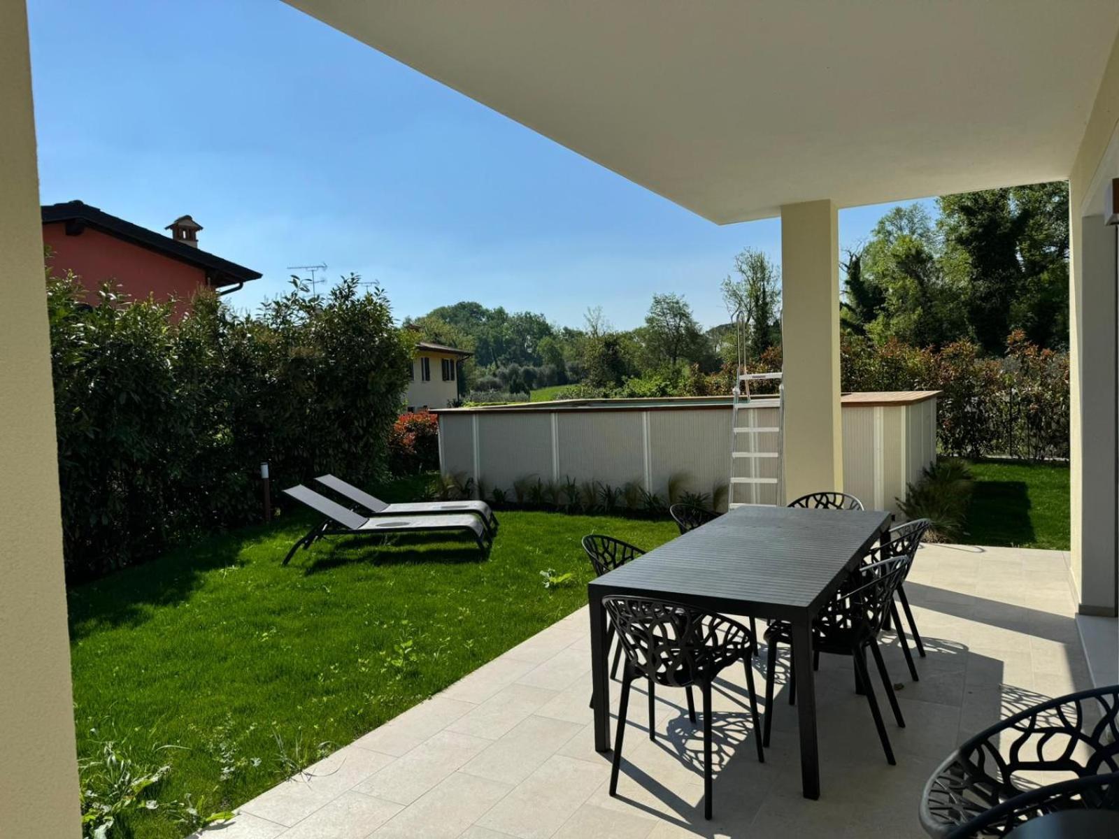 Luxury Villas Gardenia With Private Pool Padenghe sul Garda Buitenkant foto