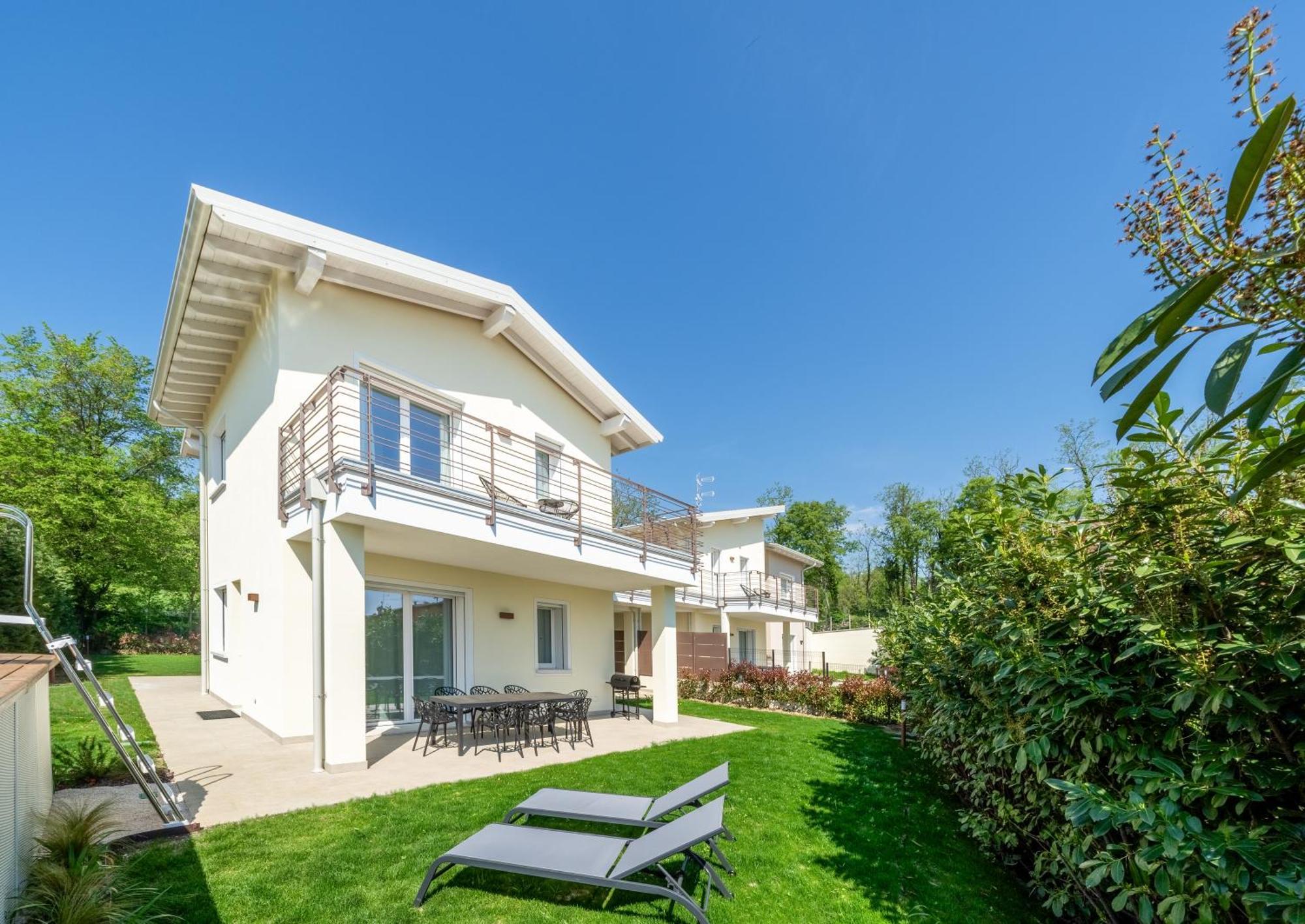 Luxury Villas Gardenia With Private Pool Padenghe sul Garda Buitenkant foto