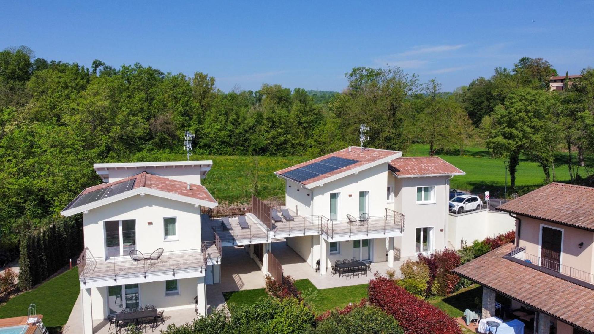 Luxury Villas Gardenia With Private Pool Padenghe sul Garda Buitenkant foto